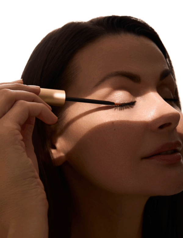 Active Luxe serum za rast trepalnic Black Edition